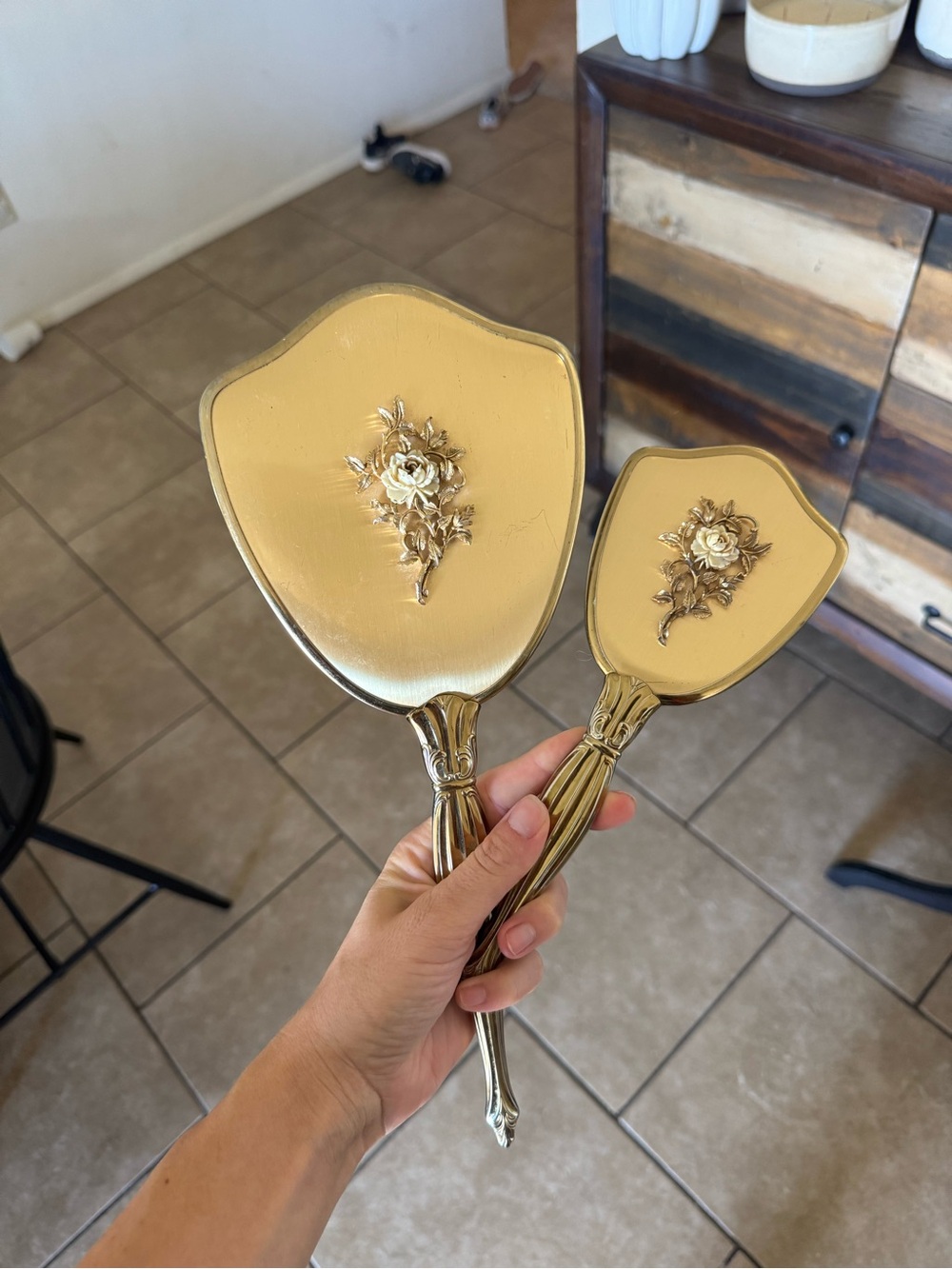 Vintage mirror & brush